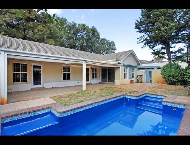 3 BEDROOM HOUSE RENTED IN RONDEBOSCH